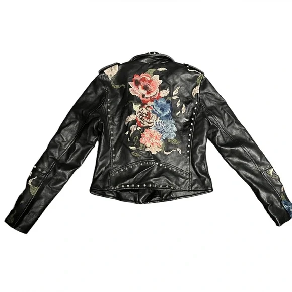 BLANK NYC Floral Embroidered Studded Faux Leather Moto Jacket Sz Small NWT - Picture 3 of 3